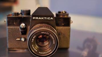 Praktica EE met 50mm Pentacon lens. beschikbaar voor biedingen