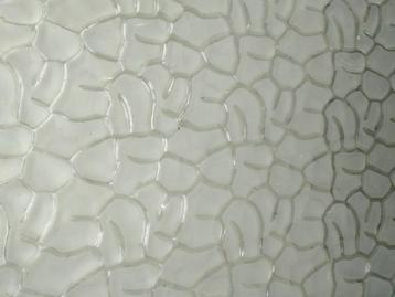 Figuurglas beschikbaar voor biedingen