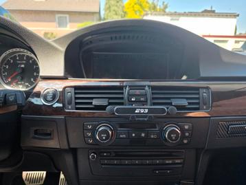 Bmw e93/e90 telefoonhouder. beschikbaar voor biedingen