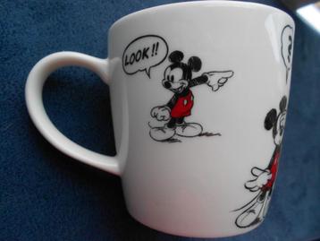 witte Mickey Mouse beker Disneyland Parijs beschikbaar voor biedingen