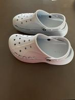Lichtblauwe Crocs, Kleding | Dames, Schoenen, Ophalen of Verzenden, Zo goed als nieuw, Blauw, Slippers