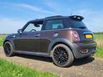 Mini 1.6 16V Cooper S 128KW 2010 Bruin, Auto's, Mini, Voorwielaandrijving, Beige, 4 cilinders, Bruin