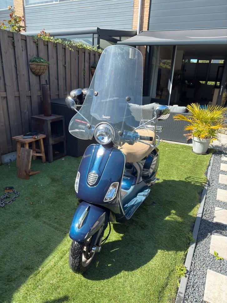 Vespa LX50 4T Snorscooter 2013 Donkerblauw, Fietsen en Brommers, Scooters | Vespa, Gebruikt, Vespa LX, Benzine, Ophalen