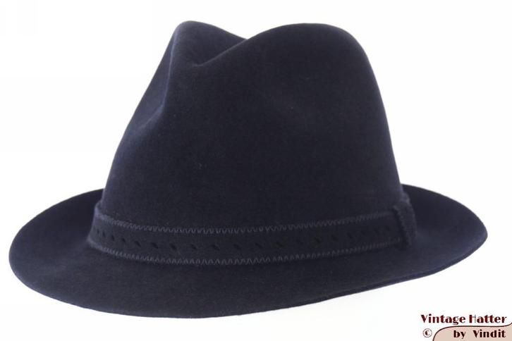 Vintage Gleufhoed Chisnall Windsor donker blauw vilt 57, Kleding | Heren, Hoeden en Petten, Gedragen, Hoed, 57 cm (M, 7⅛ inch) of minder