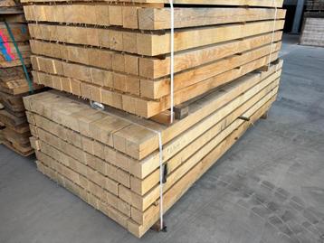 8x8 CM eikenhout fijnbezaagd div. lengte omheing vierkant beschikbaar voor biedingen