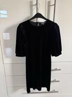 Kerstjurkje - Maat kleine S, Ophalen, Zwart, Zo goed als nieuw, Maat 36 (S)