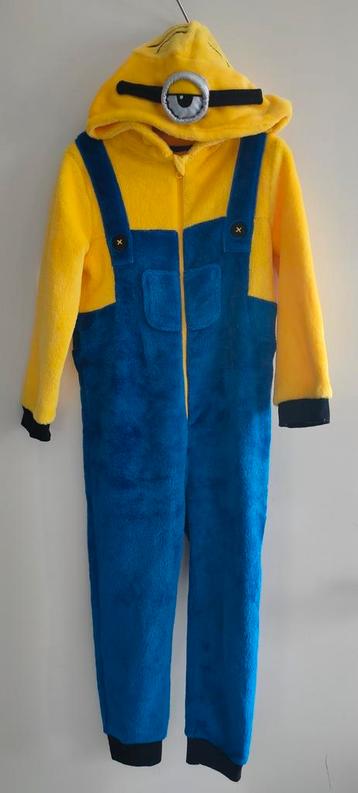 Onesie 116cm Minion met 1 oog beschikbaar voor biedingen