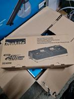 Makita DC40RB, Ophalen of Verzenden, Nieuw
