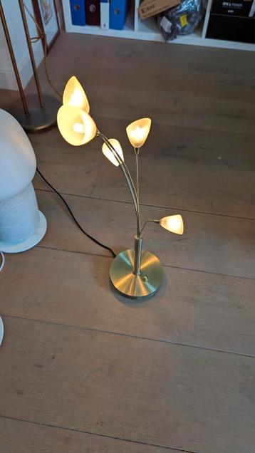 Messing Tafellamp met Vijf Lichtpunten beschikbaar voor biedingen
