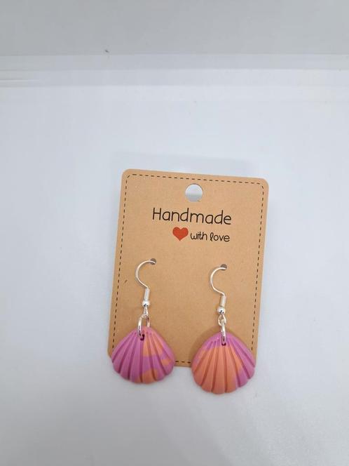 Schelp oorbellen, Sieraden, Tassen en Uiterlijk, Oorbellen, Nieuw, Hangers, Overige materialen, Roze, Ophalen of Verzenden