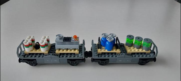 Lego trein: 2 x wagon voor pallettenvervoer (Nieuw!!!), Kinderen en Baby's, Speelgoed | Duplo en Lego, Nieuw, Lego, Complete set