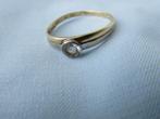Ring met geslepen steen in 14 karaat goud, Ophalen of Verzenden, Zo goed als nieuw, 17 tot 18, Dame