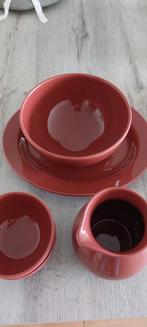 Mooi servies van Secla Portugal alles voor maar 12,50 €, Ophalen, Overige stijlen