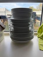 Dinerborden en kleine borden wit, Huis en Inrichting, Keuken | Servies, Ophalen, Gebruikt, Bord(en), Overige stijlen