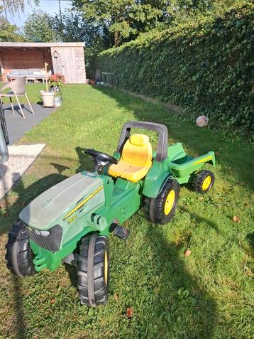 John Deere kinder tractor beschikbaar voor biedingen