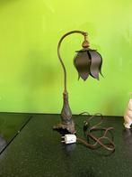 Schemerlamp antiek op koperen voet met Lelie kap, Ophalen of Verzenden