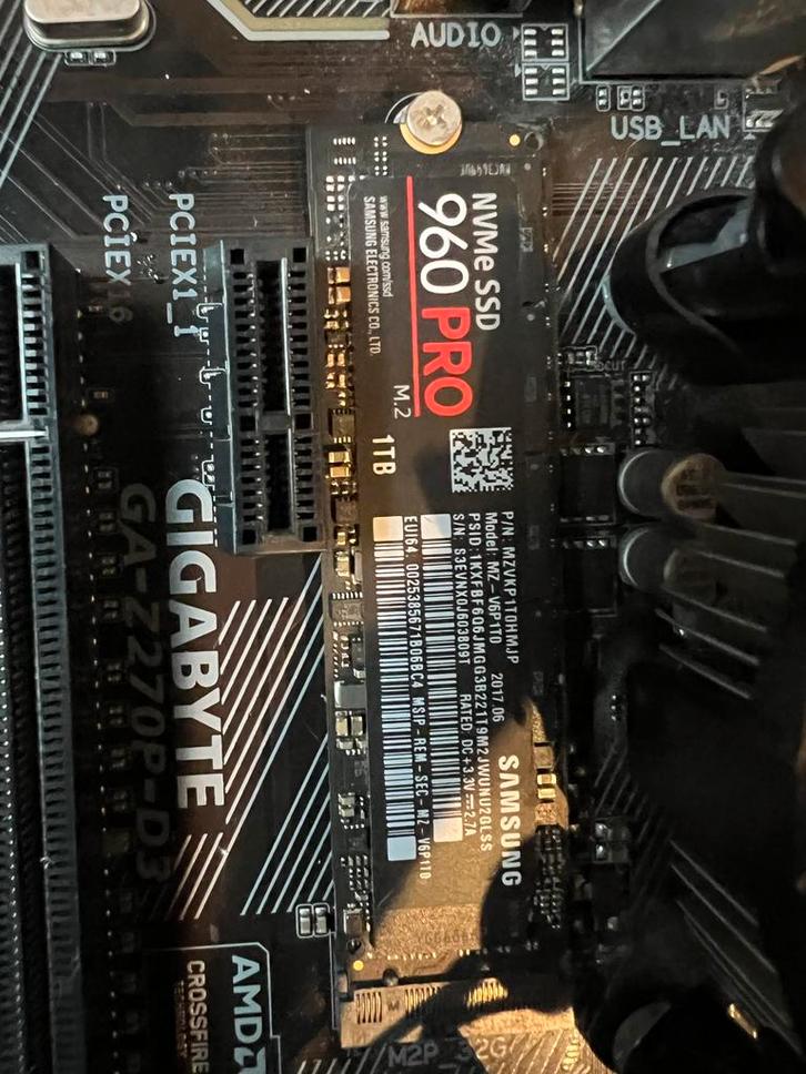 Samsung 960 Pro 1TB NVMe SSD M.2, Computers en Software, Harde schijven, Gebruikt, Desktop, Intern, SSD, SATA, Ophalen of Verzenden