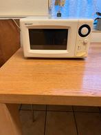 Magnetron Sharp, Ophalen of Verzenden, Zo goed als nieuw, Draaiplateau