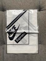 Supreme x Nike White Bandana FW19, Nieuw, Supreme, Verzenden