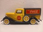 Ford V8 pick up Coca Cola geel nobox Solido 1:18 KRD, Hobby en Vrije tijd, Modelauto's | 1:18, Solido, Ophalen of Verzenden, Zo goed als nieuw