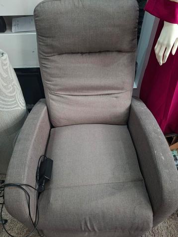 Relax Stoel - Comfortabel en Ontspannend beschikbaar voor biedingen