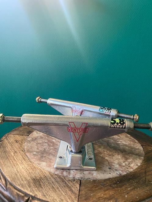 ZGAN!! Skateboard Trucks Venture 5.8 V-Light, Sport en Fitness, Skateboarden, Nieuw, Skateboard, Ophalen of Verzenden