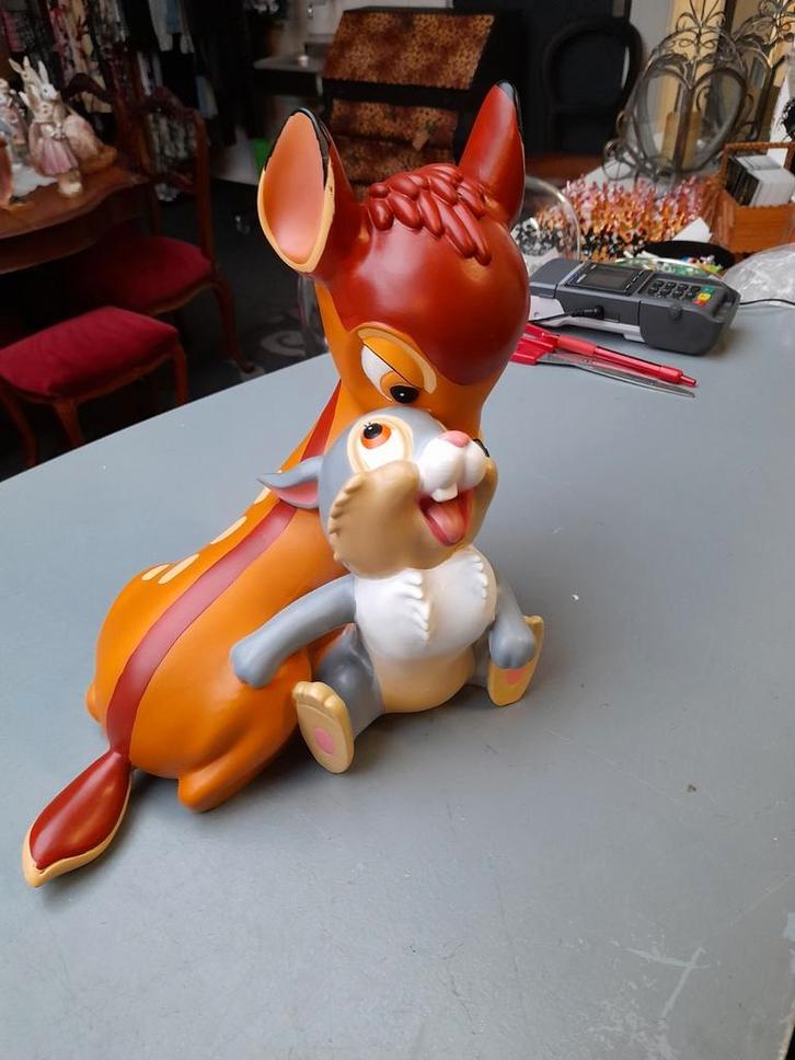 Disney beeld bambi met stampertje, Verzamelen, Disney, Zo goed als nieuw, Beeldje of Figuurtje, Ophalen of Verzenden