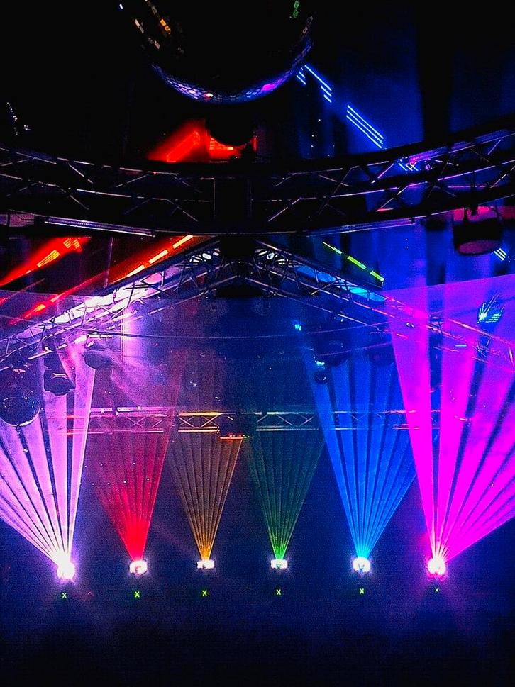 Dikke set! 6x movinghead lasers 5W RGB +led halo, Muziek en Instrumenten, Licht en Laser, Nieuw, Laser, Ophalen