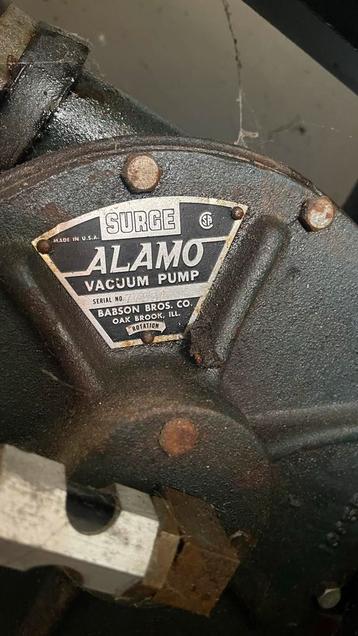 Surge Alamo Vacuümpomp beschikbaar voor biedingen