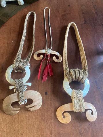 Halskettingen uit Papoea New Guinea beschikbaar voor biedingen