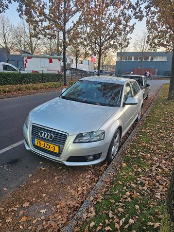 Audi A3 1.4 Tfsi 92KW Sportback 2009 Grijs Motor defect beschikbaar voor biedingen