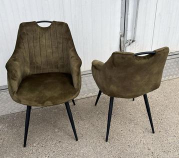 2 stuks Luxe velvet MX Sofa stoelen Royce moss nieuw beschikbaar voor biedingen