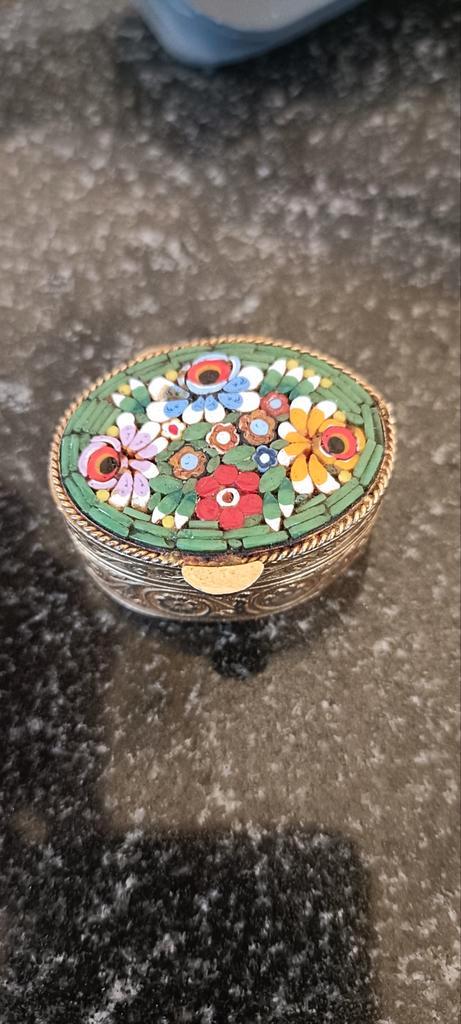 Vintage Micro Mozaïek Pillendoosje Italië, Antiek en Kunst, Antiek | Overige Antiek, Ophalen of Verzenden