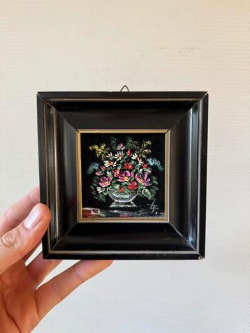 Vintage Bloemen Miniatuur Schilderij op Stof Geschilderd beschikbaar voor biedingen