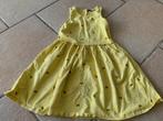 Gele jurk maat 140 met vlinders, Gebruikt, Ophalen of Verzenden