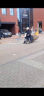 Rijdende bezemsteel, heks, scooter, optocht., Ophalen, Gebruikt, Benzine