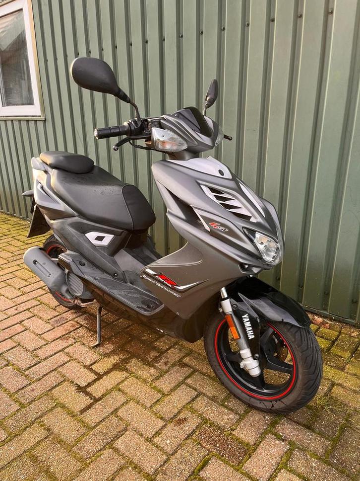 Yamaha aerox 4t, Fietsen en Brommers, Scooters | Yamaha, Zo goed als nieuw, Aerox, Benzine, Ophalen of Verzenden