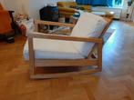 Houten Schommelstoel met Witte Kussens, Huis en Inrichting, Fauteuils, Ophalen, Hout, Gebruikt, 50 tot 75 cm