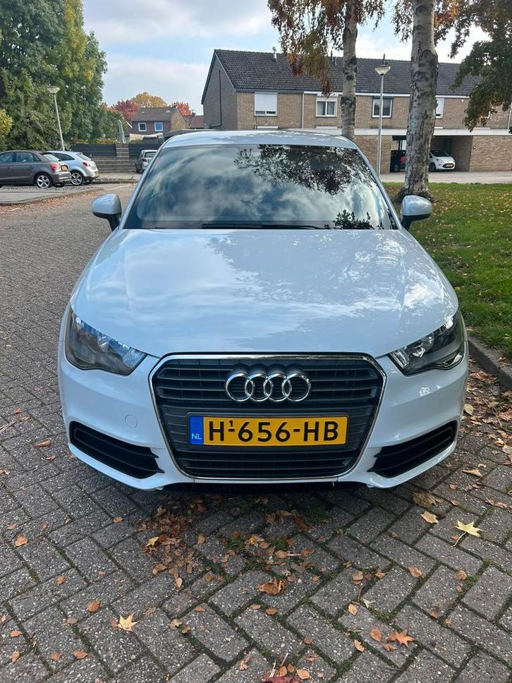 Audi A1 1.2 Tfsi 63KW 2012 Wit!!!, Auto's, Audi, Particulier, A1, Bluetooth, Centrale vergrendeling, Elektrische ramen, Mistlampen