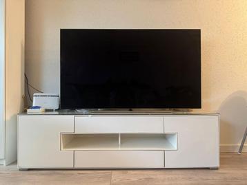 Tv meubel met 2 lades en 2 kastjes