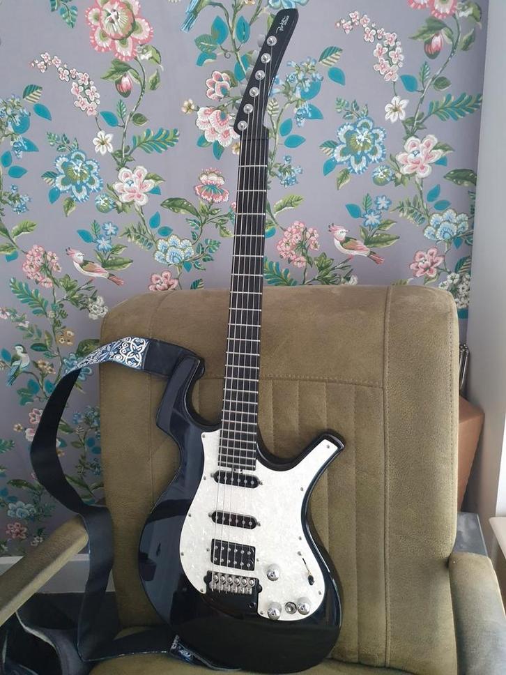 Parker Nitefly - bieden of Ruilen Gibson SG?, Muziek en Instrumenten, Snaarinstrumenten | Gitaren | Elektrisch, Gebruikt, Solid body