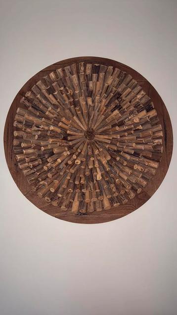 Houten wanddecoratie. beschikbaar voor biedingen