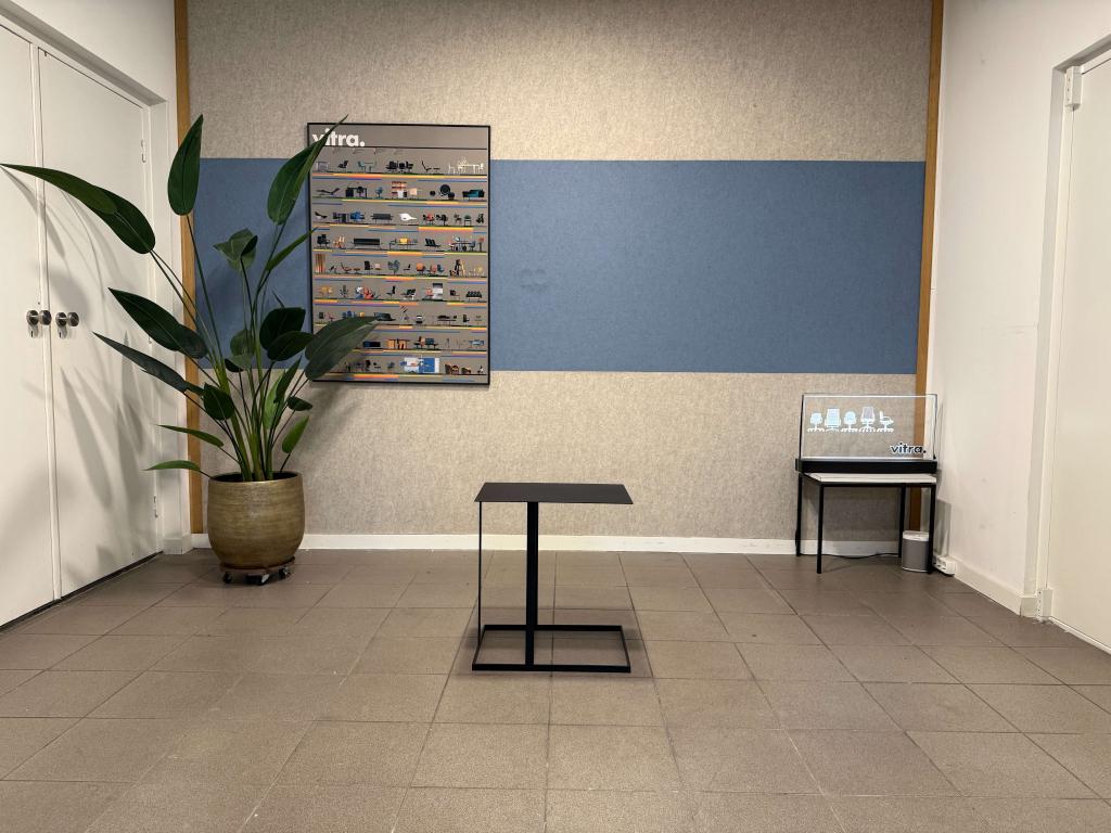 Montis | Bijzettafel Annex | Showroommodel | 1x, 45 tot 60 cm, Minder dan 55 cm, Vitra Artifort Cassina Fritz Hansen Eames Gispen Pastoe Hay