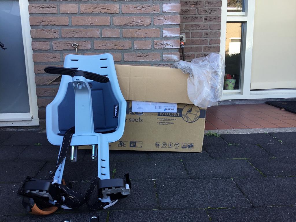 Fietsstoeltje, Ophalen, Zo goed als nieuw