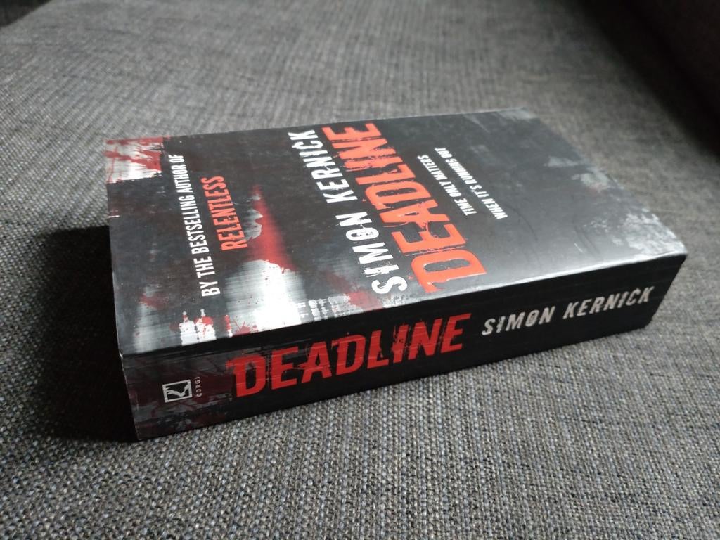 Deadline - Simon Kernick (Engels), Boeken, Ophalen of Verzenden, Gelezen, Simon Kernick, Europa overig