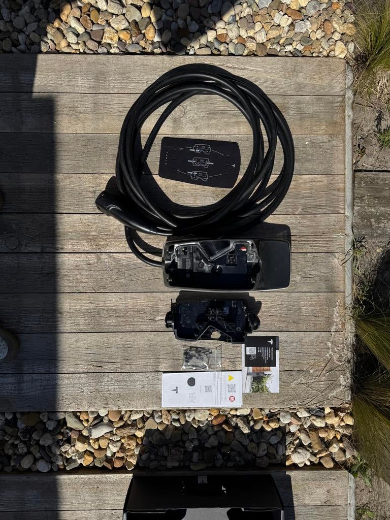 Tesla Wall Connector Gen 3 Laadpaal met Laadkabel, Auto diversen, Laadpalen, Zo goed als nieuw, Laadpaal en Laadkabel, Ophalen of Verzenden