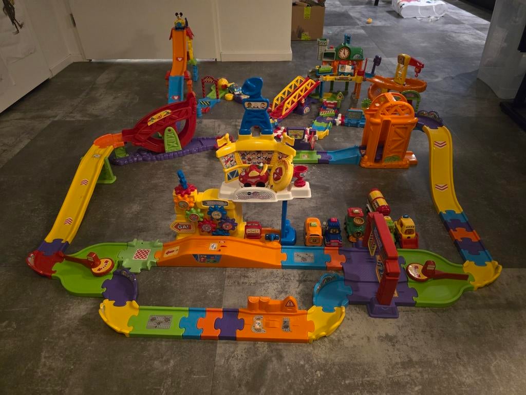 VTech Toet Toet Auto's - 4 complete Sets, Ophalen, Gebruikt, 2 tot 4 jaar