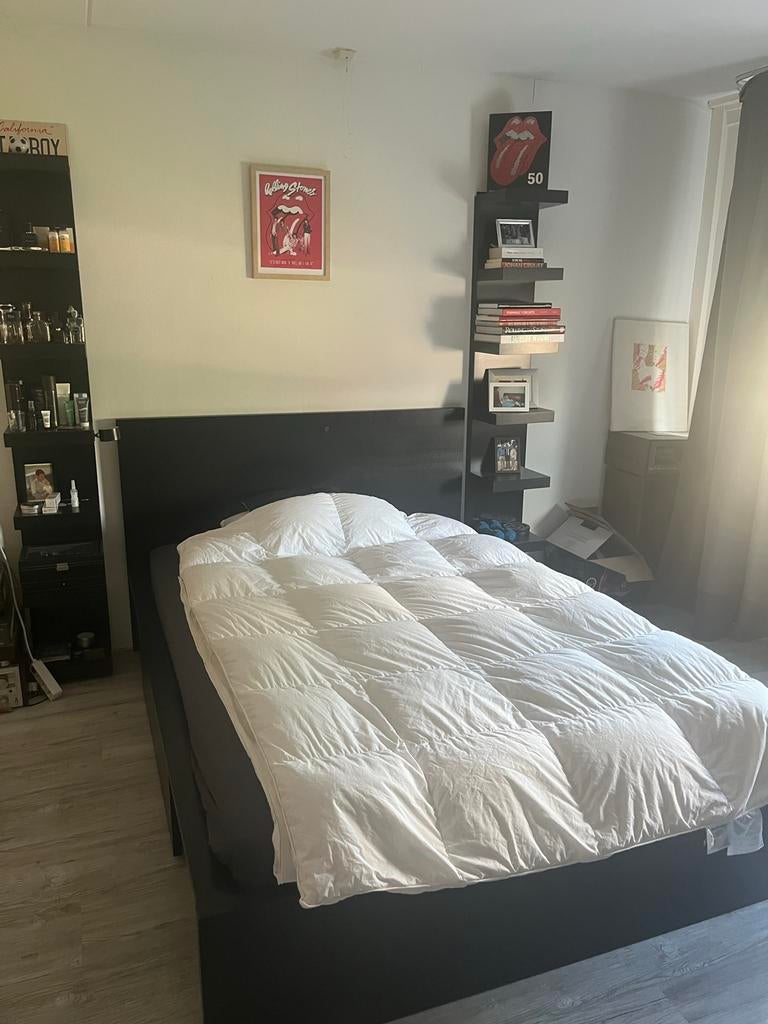 Ikea Malm bed (1.60x2.00m) met lades en Lack wandrekken, Huis en Inrichting, Slaapkamer | Bedden, Ophalen, Gebruikt, Zwart, Tweepersoons