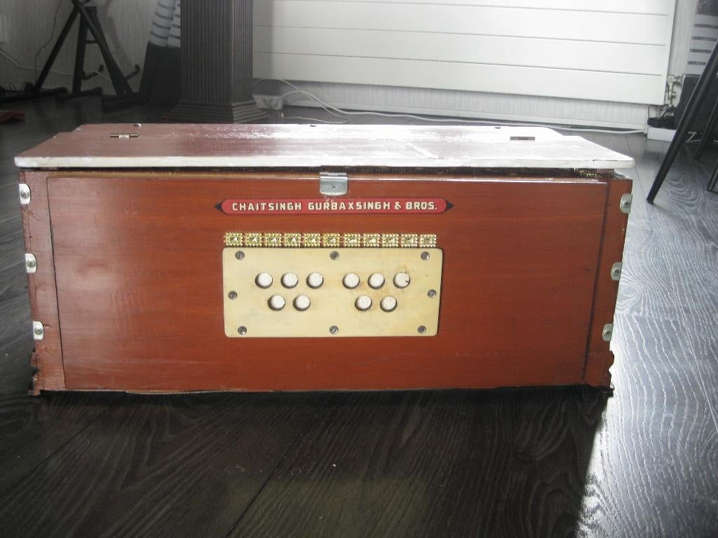 harmonium, Muziek en Instrumenten, Orgels, Ophalen of Verzenden, Zo goed als nieuw, 2 klavieren, Harmonium