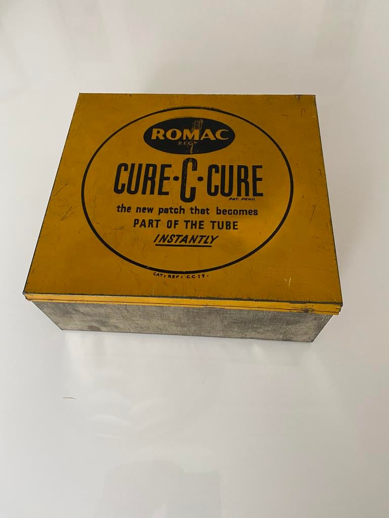Winkel voorraad blik Romac bandenreparatie., Ophalen of Verzenden, Gebruikt, Overige, Overige merken